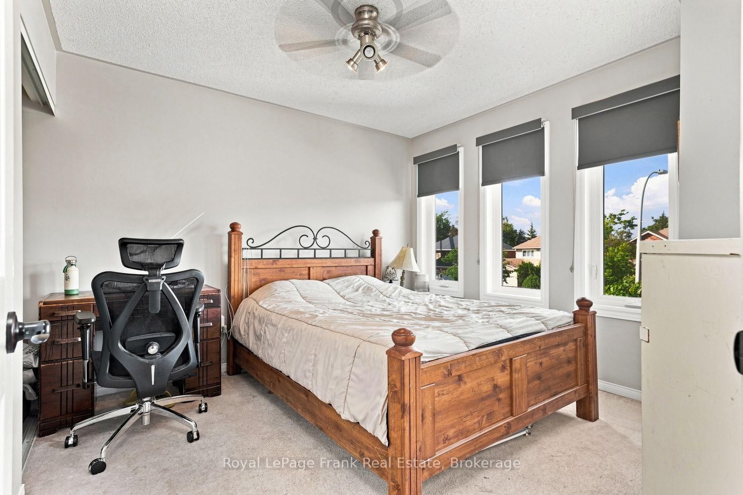 39 Mcivor Street • Whitby, ON photo 26