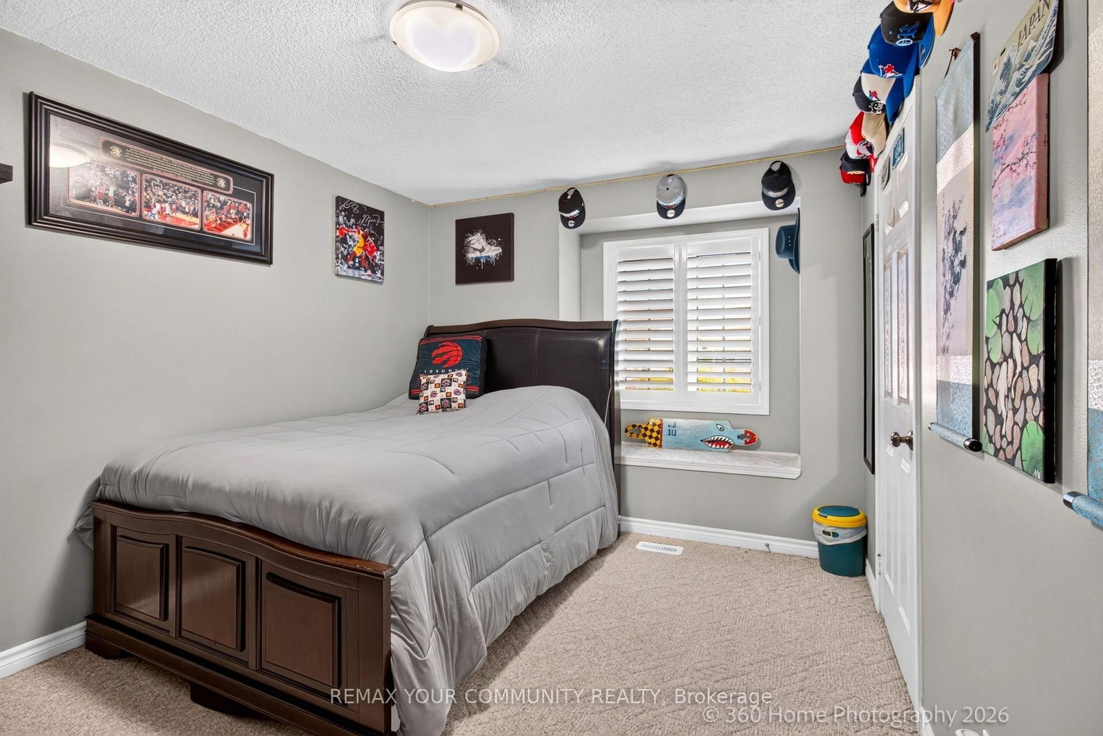 1614 Avonmore Square • Pickering, ON photo 16