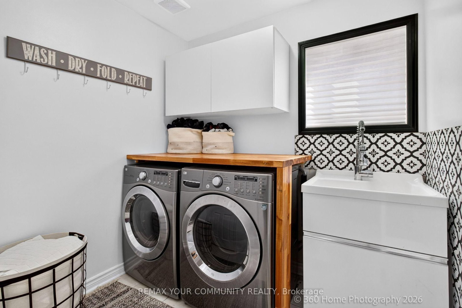 1614 Avonmore Square • Pickering, ON photo 20