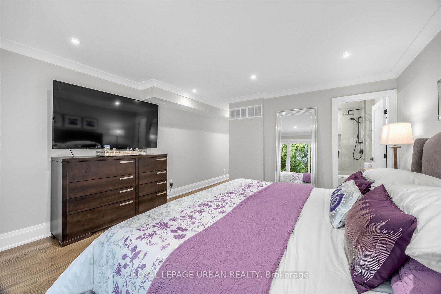 287 Glebemount Avenue • Toronto, ON photo 19