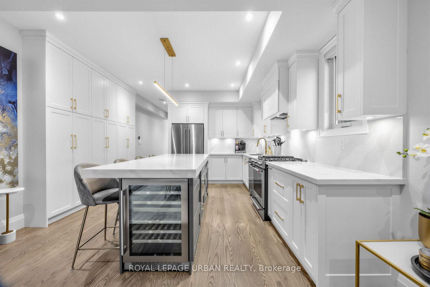 287 Glebemount Avenue • Toronto, ON photo 9