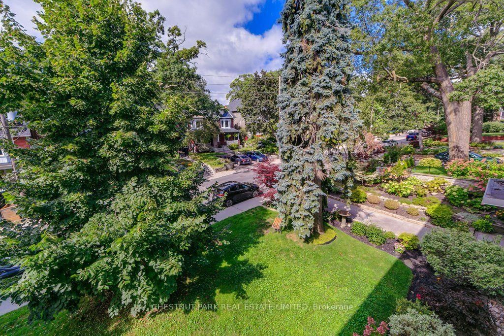 75 Scarborough Road • #201 • Toronto, ON photo 15