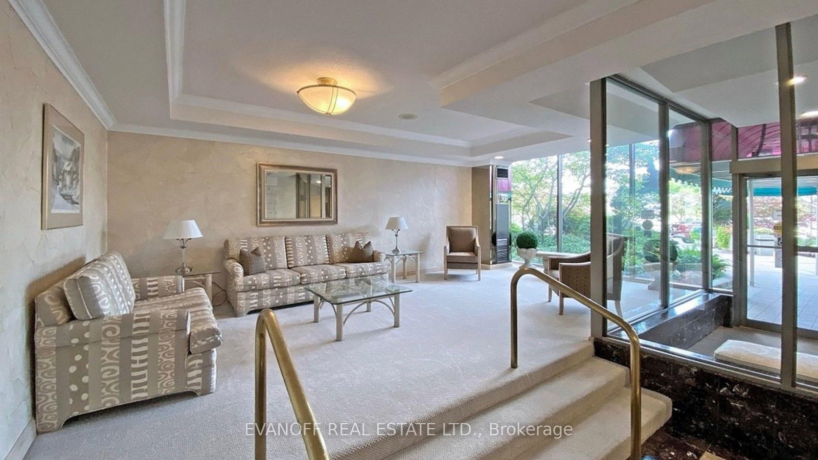 10 Guildwood Toronto,ON M1E 5B5 — Photo 6