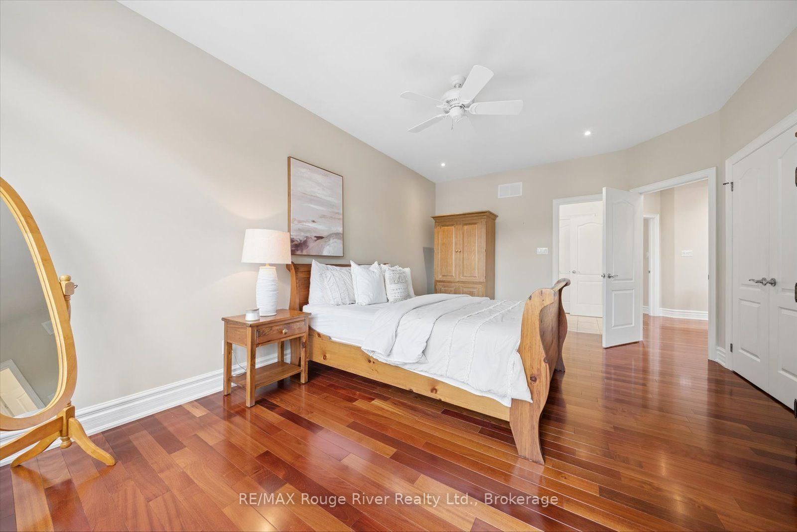 26 Hanover Court • Whitby, ON photo 20