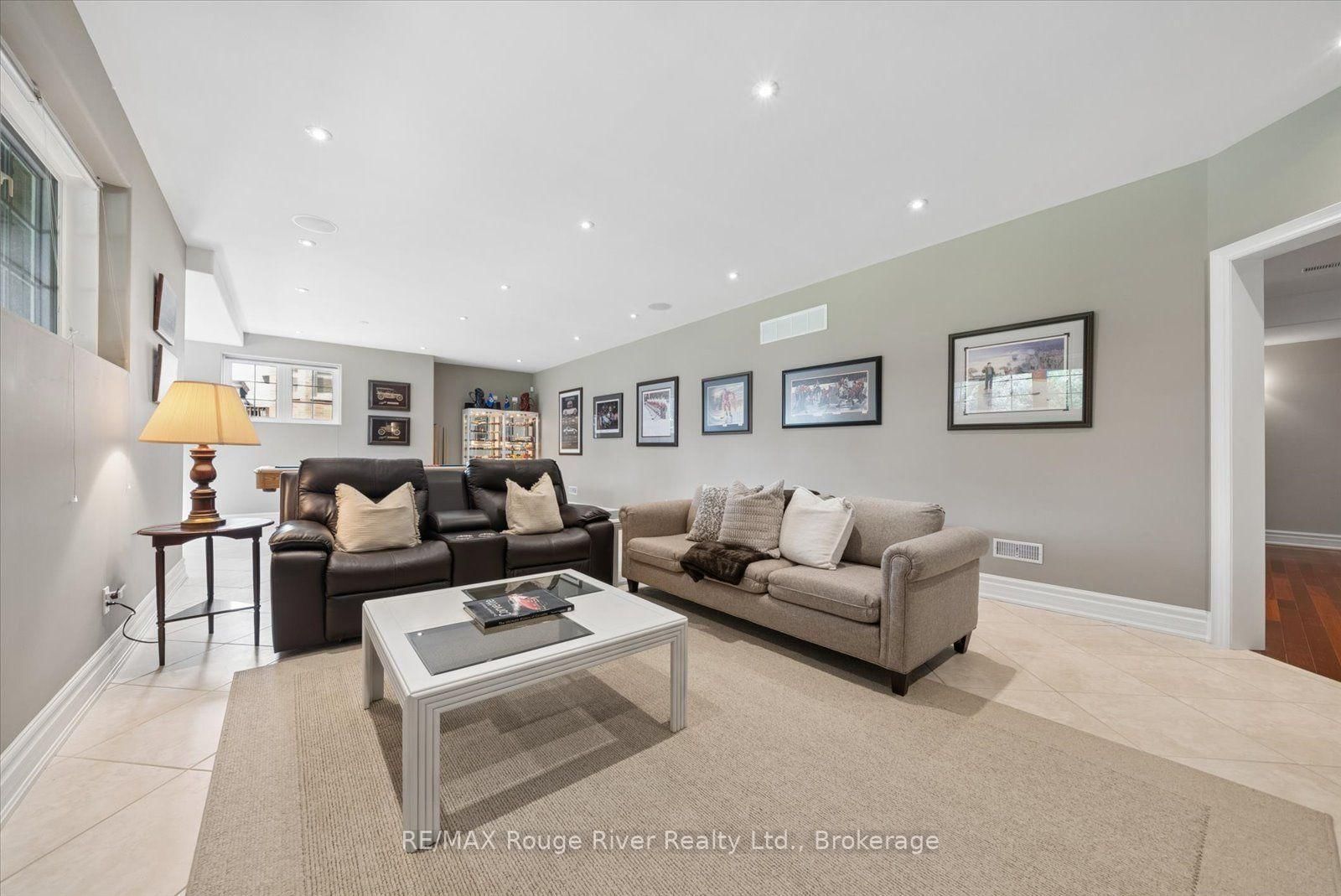 26 Hanover Court • Whitby, ON photo 31