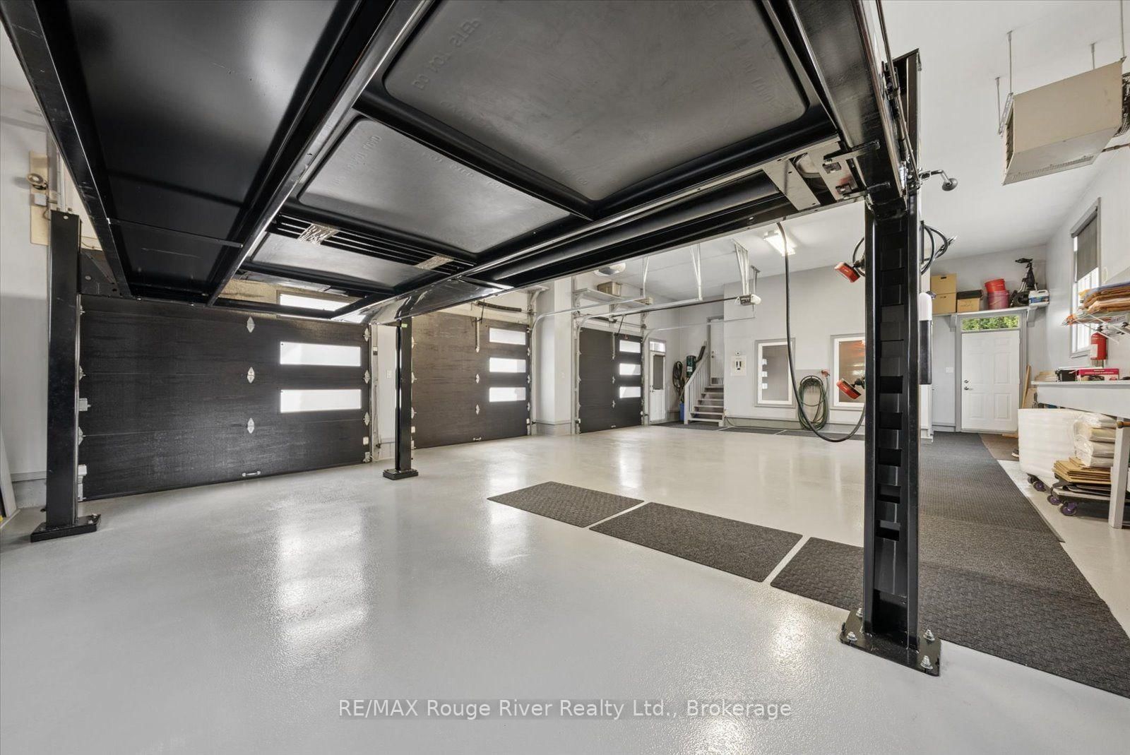 26 Hanover Court • Whitby, ON photo 45