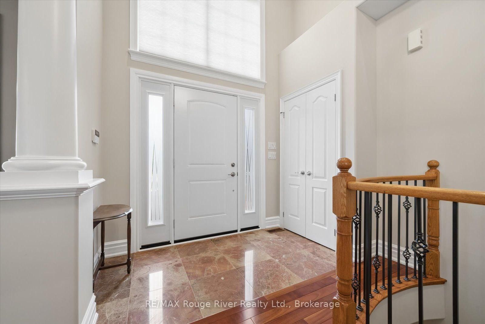 26 Hanover Court • Whitby, ON photo 6