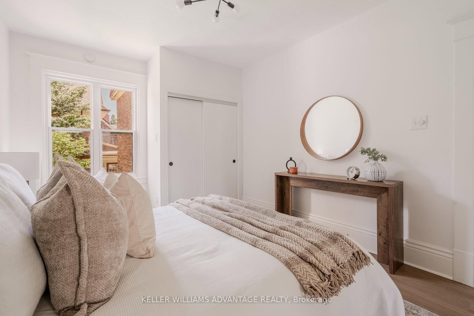 3 Columbine Avenue • Toronto, ON photo 9