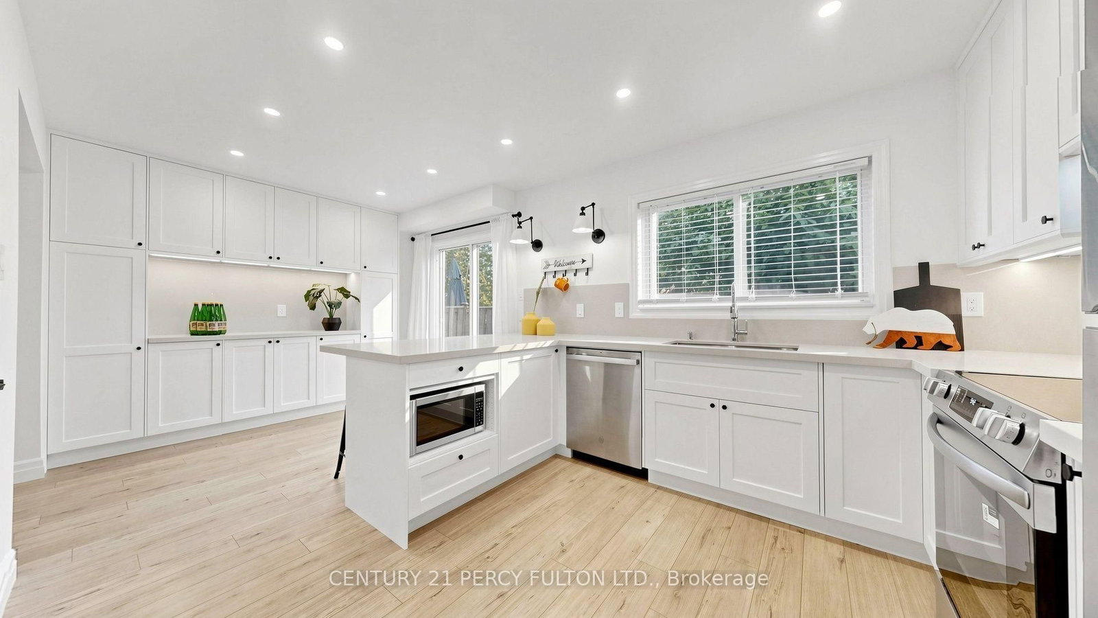 17 Harley Drive • Ajax, ON photo 10