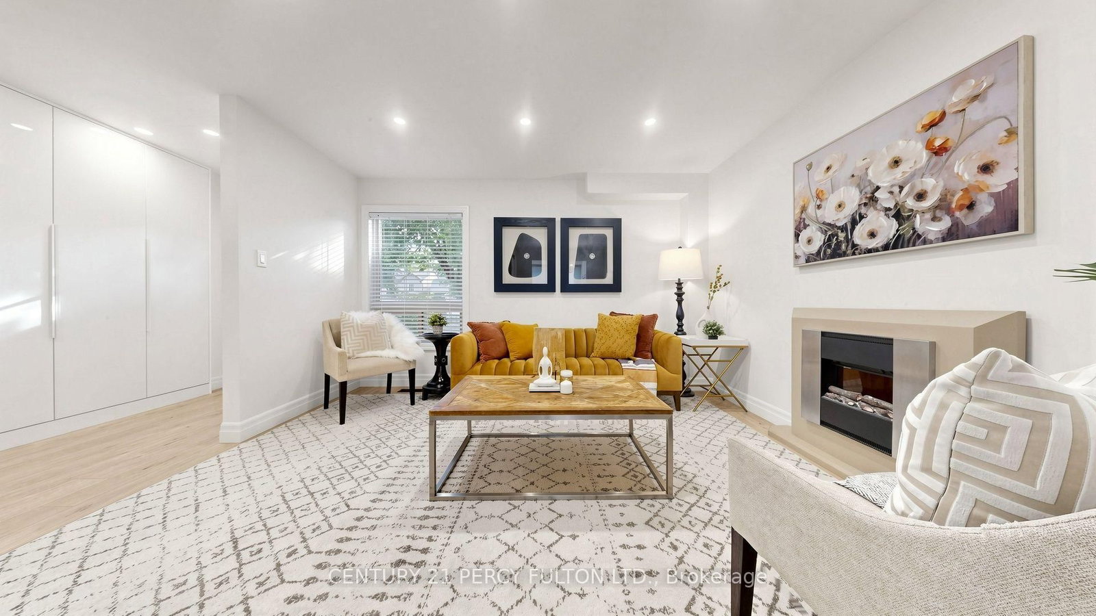 17 Harley Drive • Ajax, ON photo 4