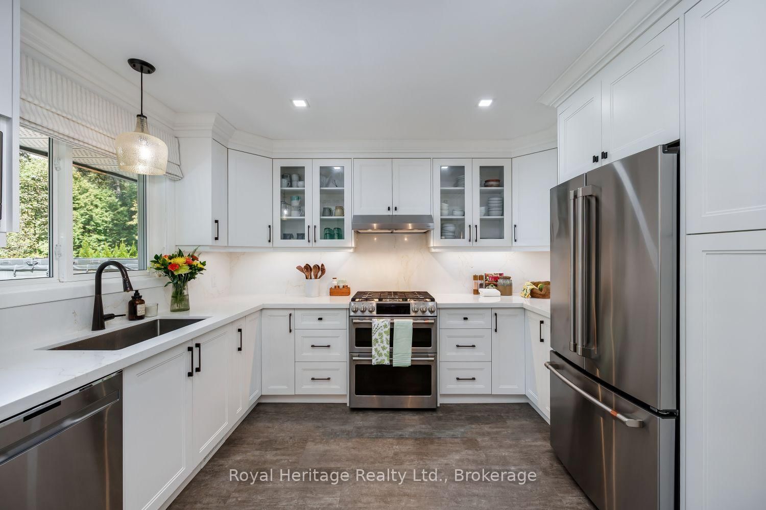 396 Jane Avenue • Oshawa, ON photo 8