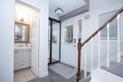 11 Harman Drive • Ajax, ON photo 3