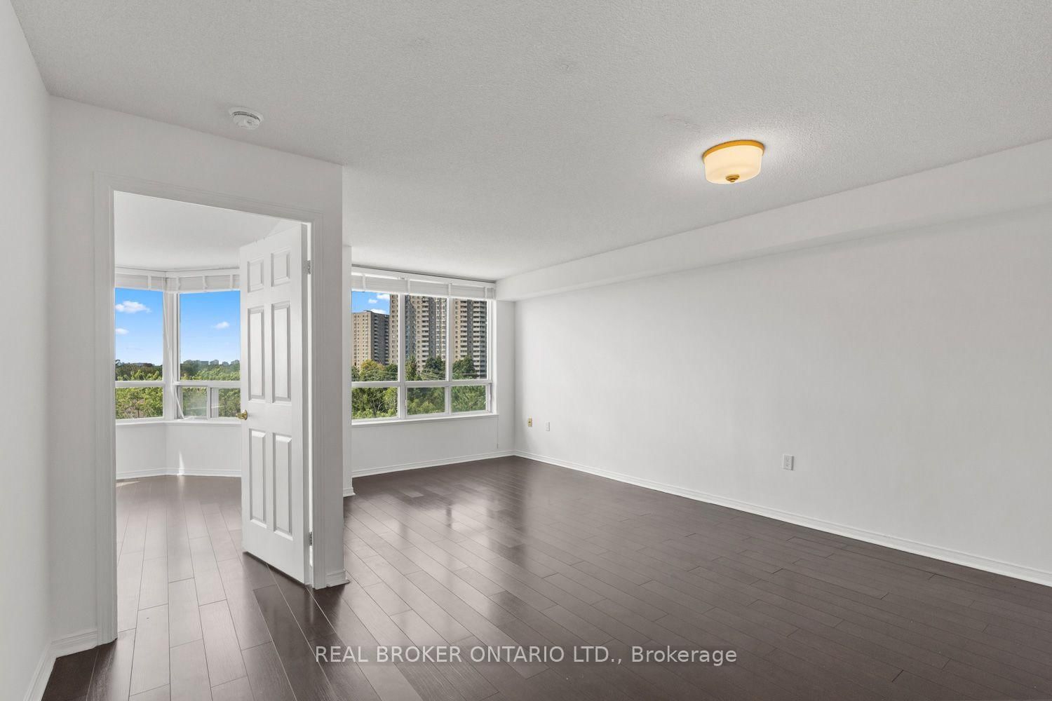5001 Finch Avenue E • #703 • Toronto, ON photo 8