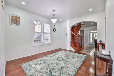 1819 Misthollow Drive • Pickering, ON photo 5
