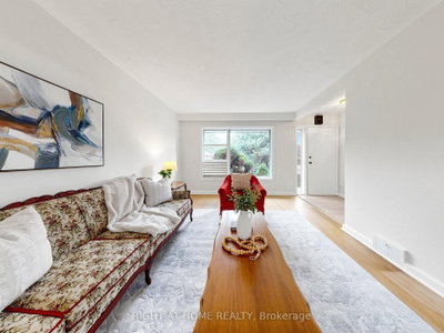 36 Joanna Drive E • Toronto, ON photo 5