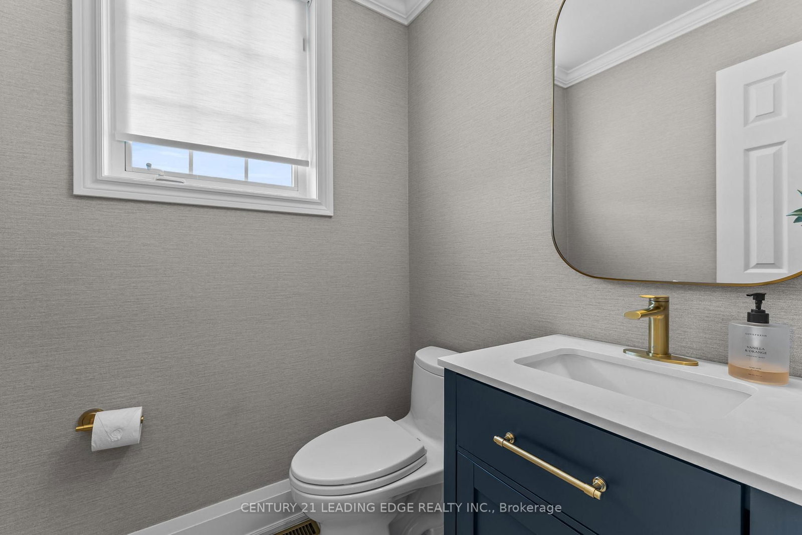 106 Mackey Drive • Whitby, ON photo 9