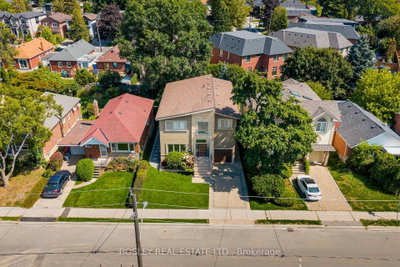 1599 Woodbine Heights Boulevard • Toronto, ON photo 3
