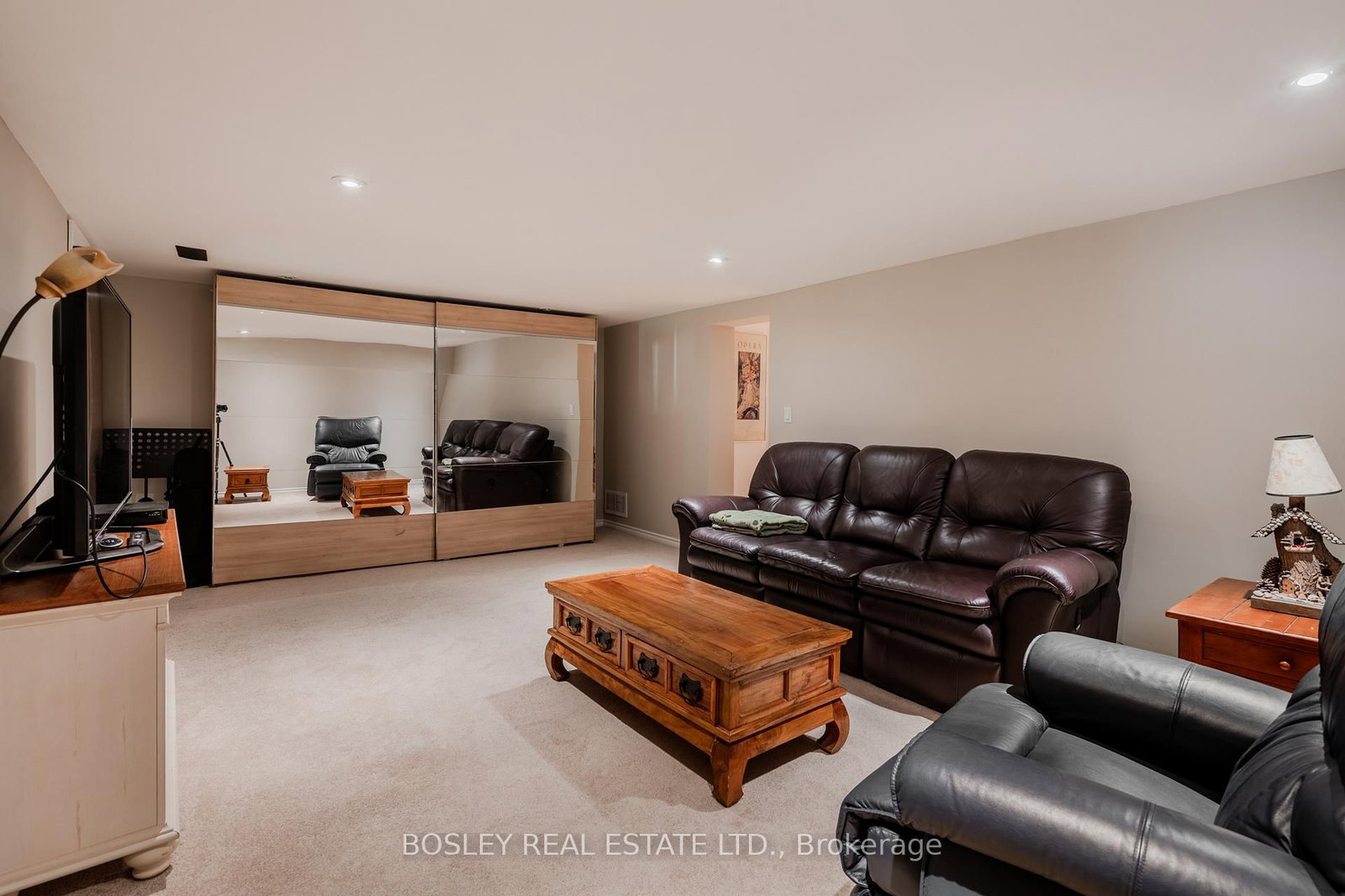 1599 Woodbine Heights Boulevard • Toronto, ON photo 36