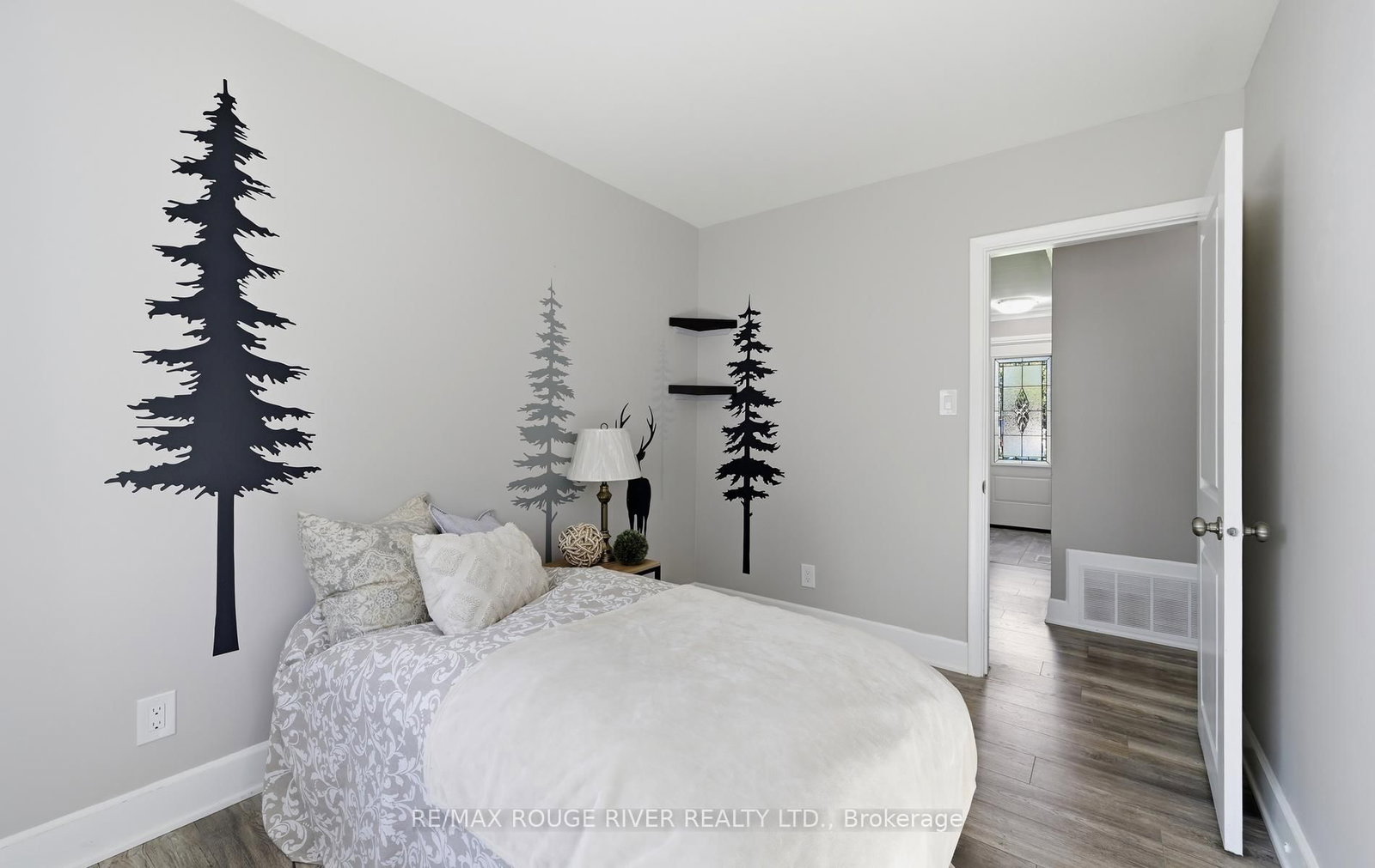 517 Kent Street • Whitby, ON photo 23
