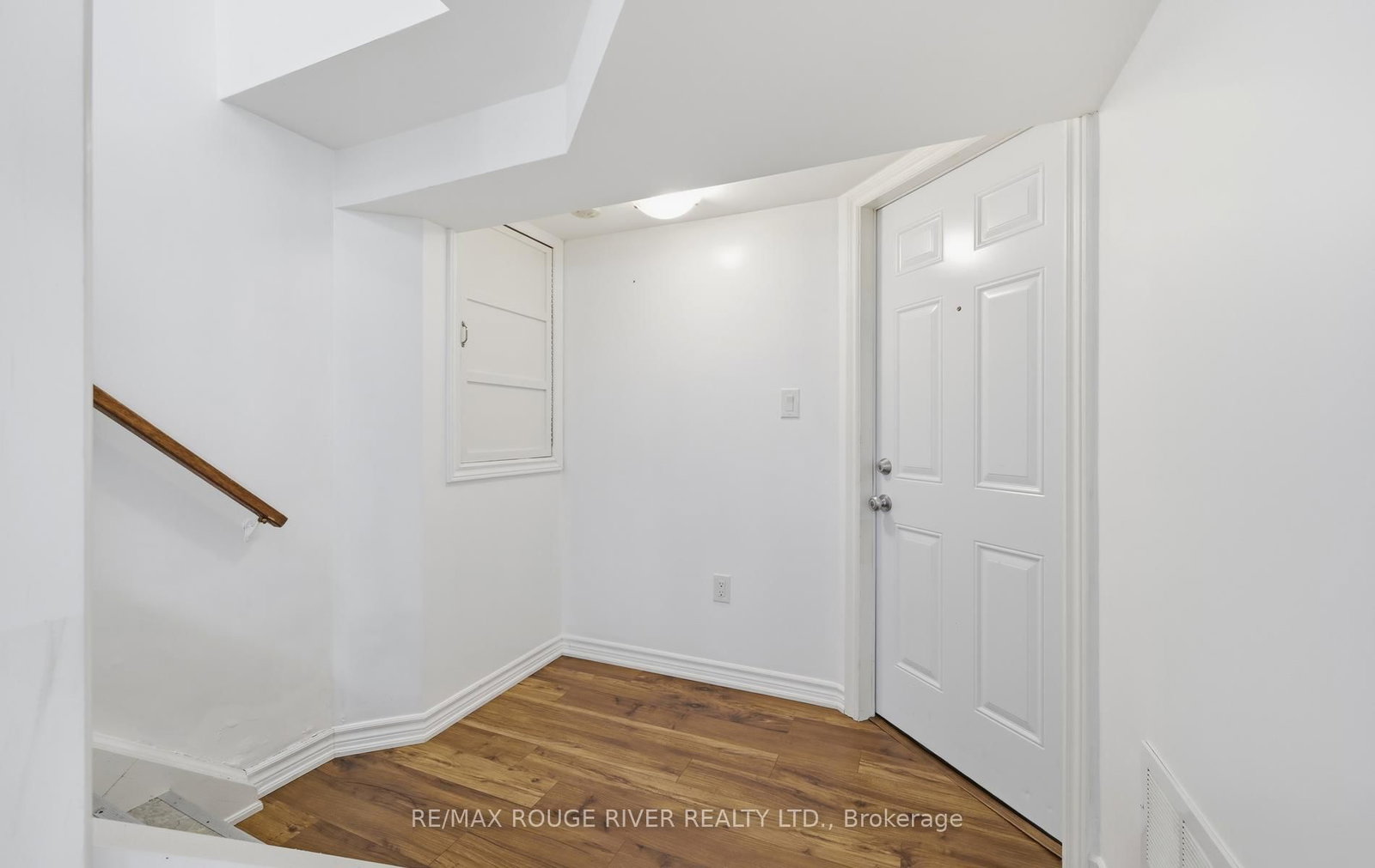 517 Kent Street • Whitby, ON photo 26