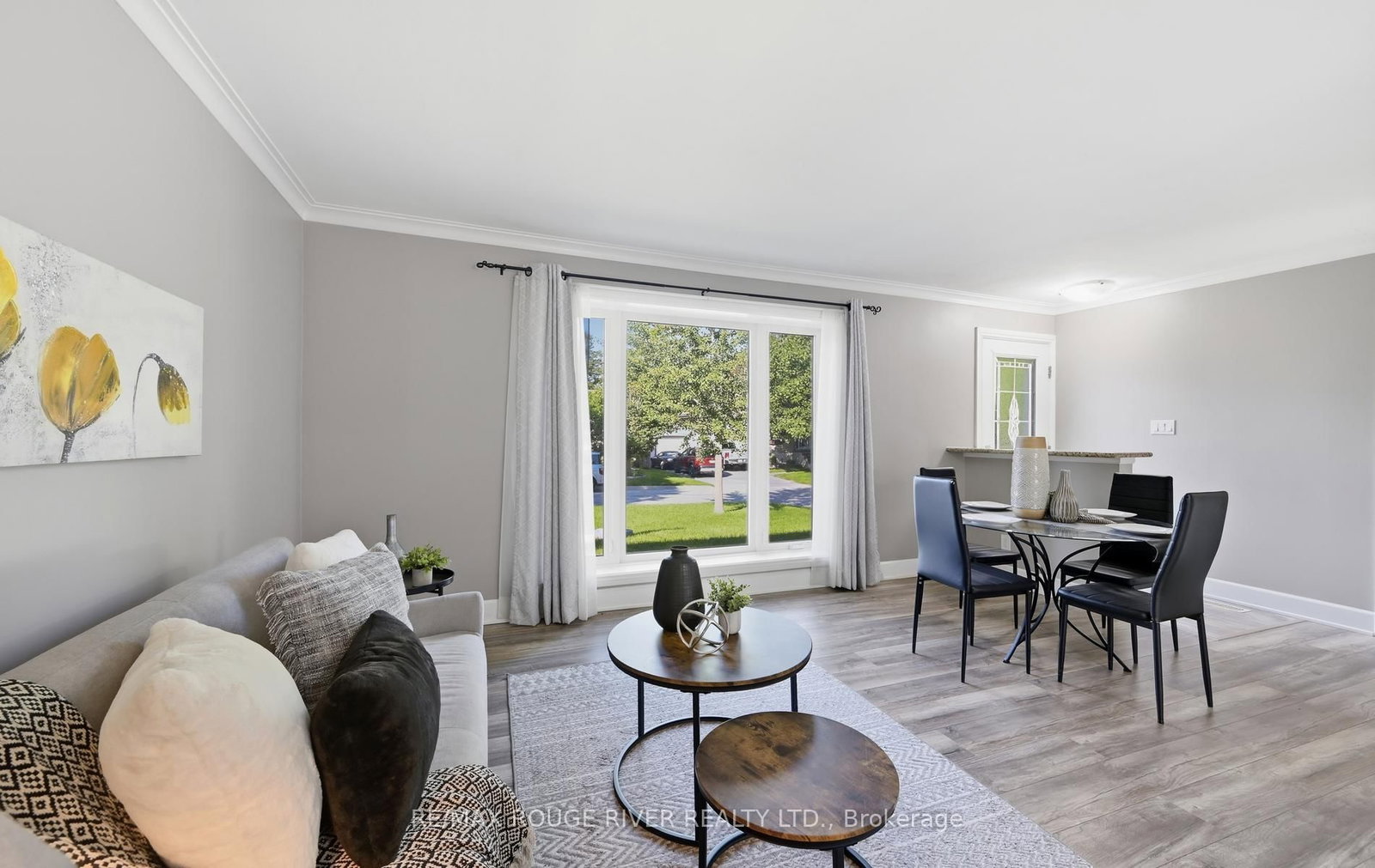 517 Kent Street • Whitby, ON photo 9