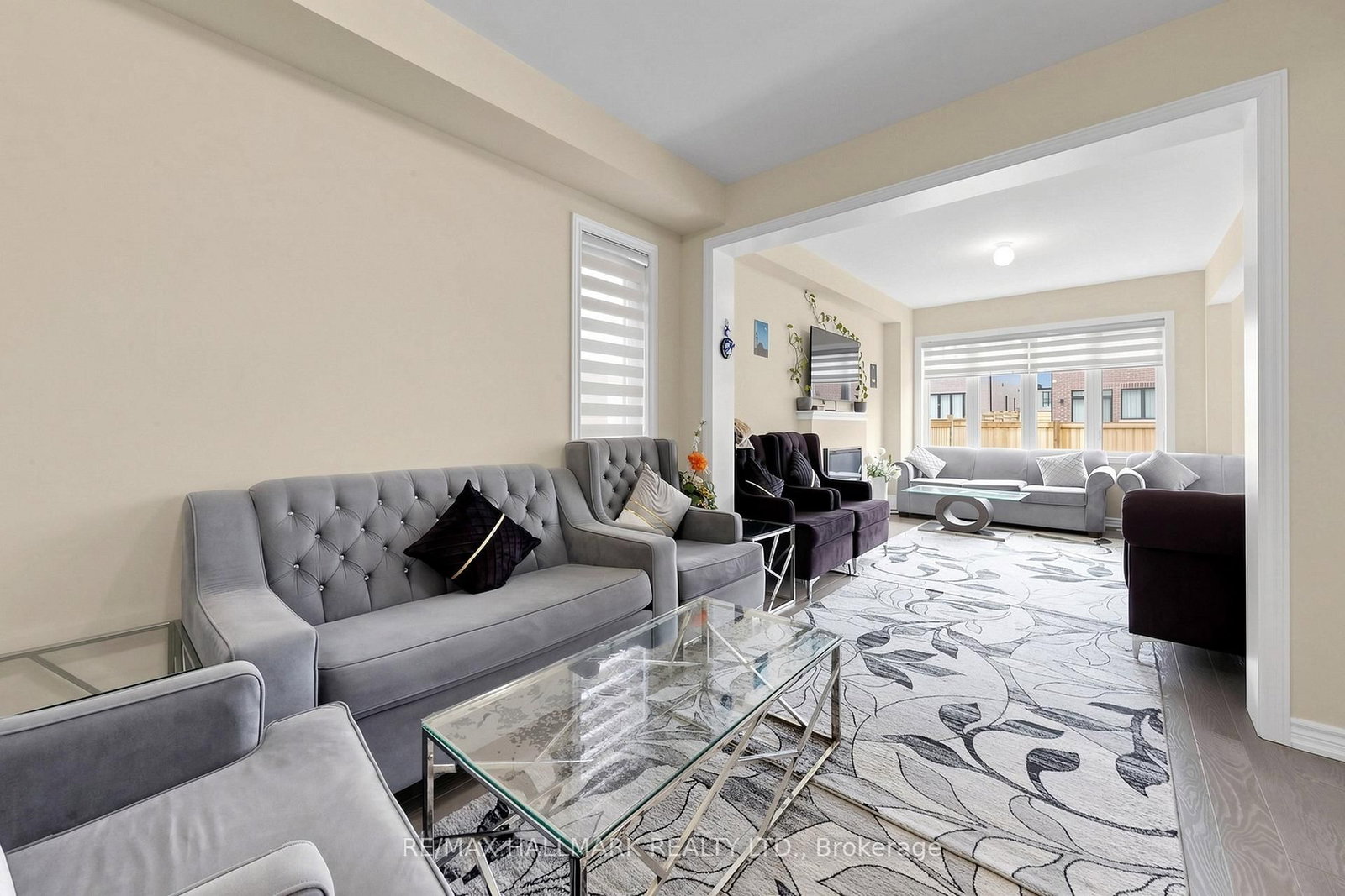 17 Closson Drive • Whitby, ON photo 5