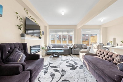 17 Closson Drive • Whitby, ON photo 8