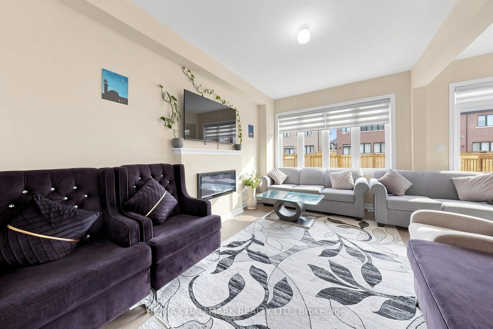 17 Closson Drive • Whitby, ON photo 9