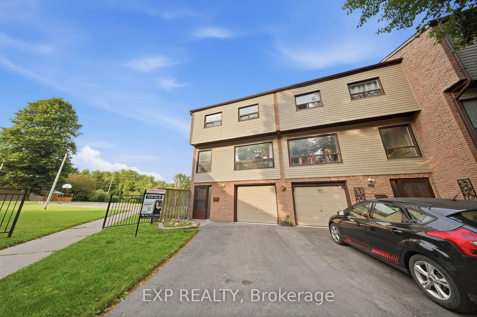 64 Parklane Circle • Clarington, ON photo 35