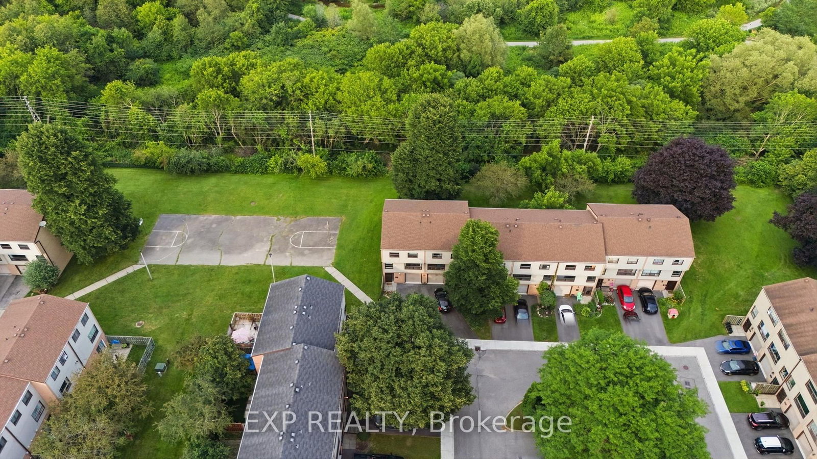 64 Parklane Circle • Clarington, ON photo 41