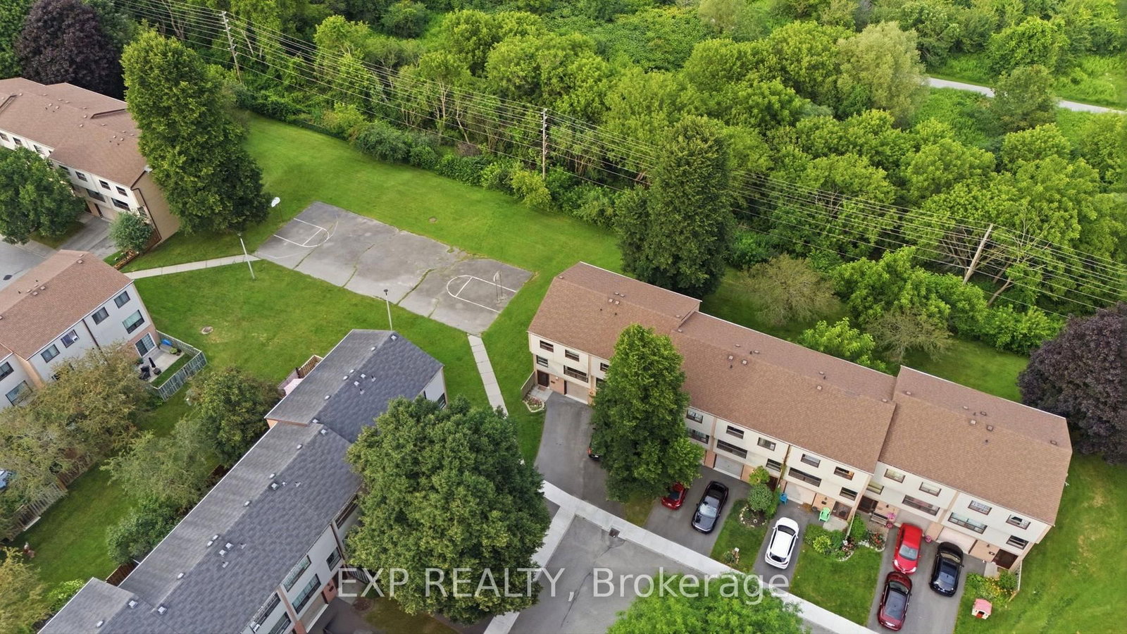 64 Parklane Circle • Clarington, ON photo 42