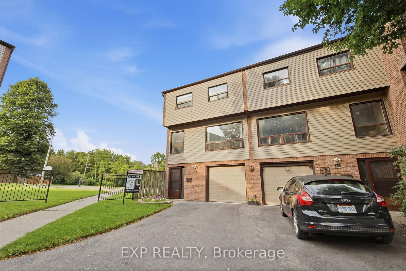 64 Parklane Circle • Clarington, ON photo 45