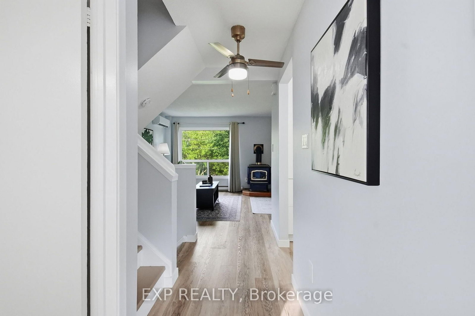 64 Parklane Circle • Clarington, ON photo 9