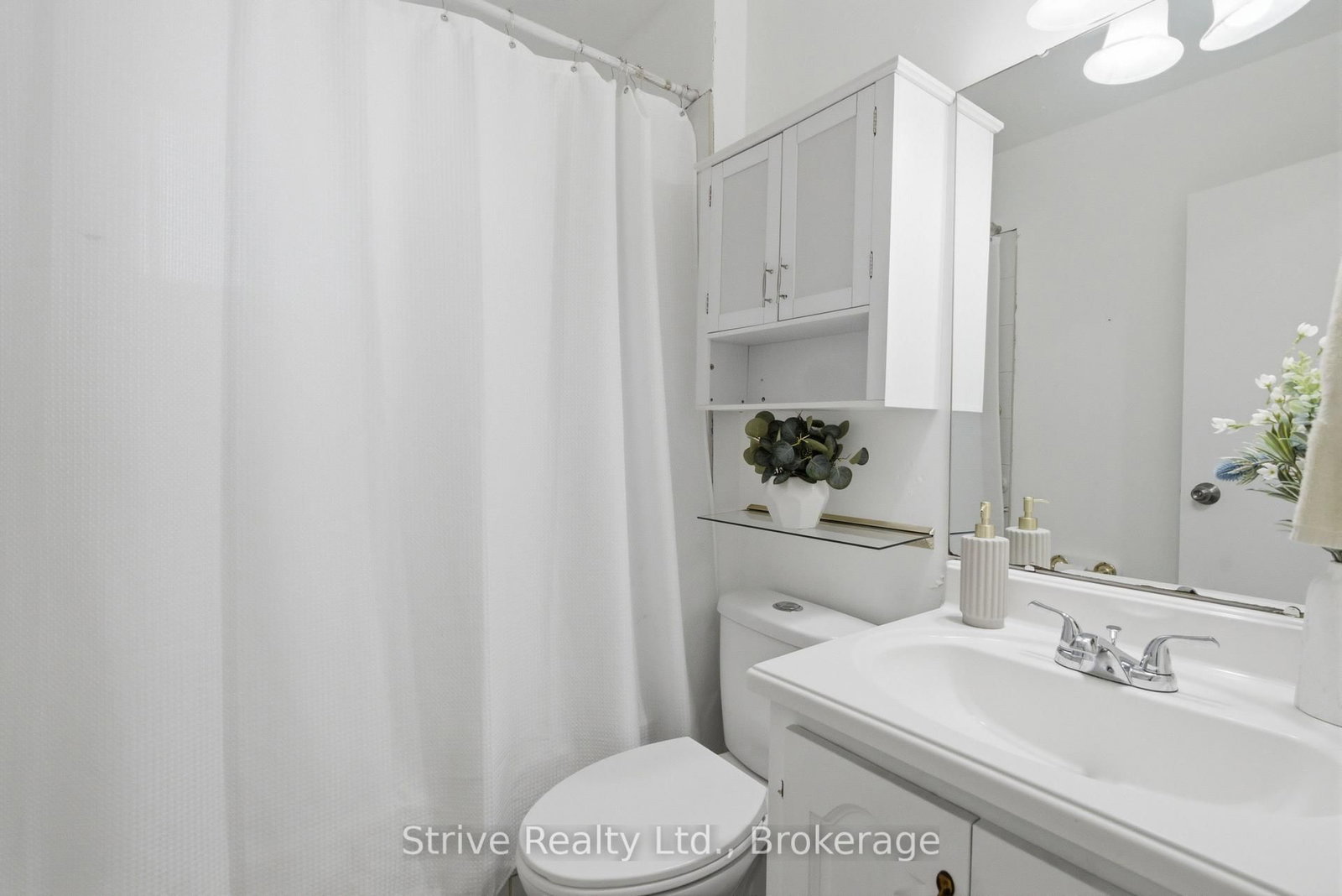 7 Admiral Road • Ajax, ON photo 18
