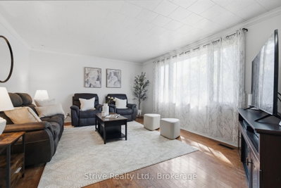 7 Admiral Road • Ajax, ON photo 9