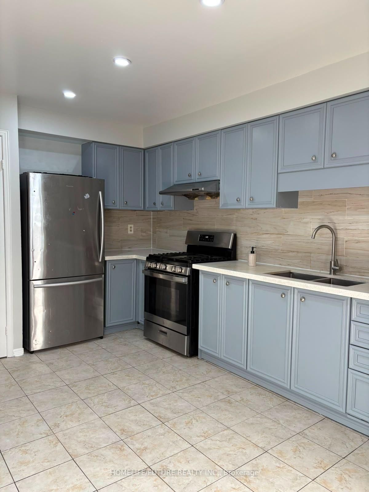 74 Parade Square, Toronto 4