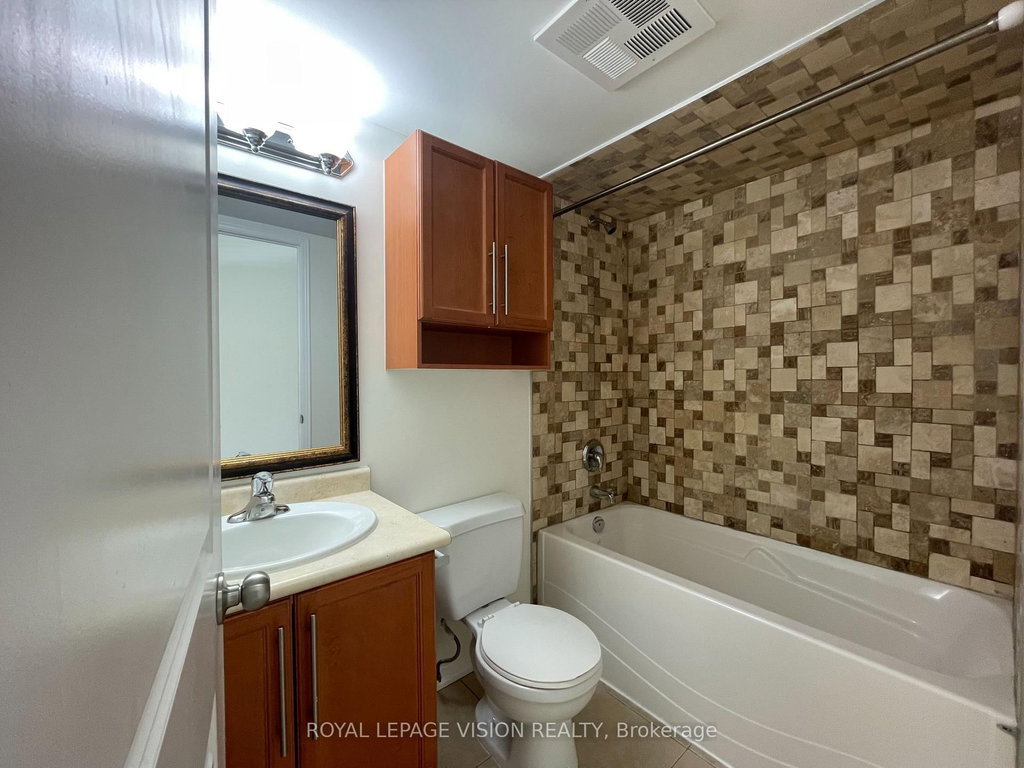 1J - 6 Rosebank Drive 5
