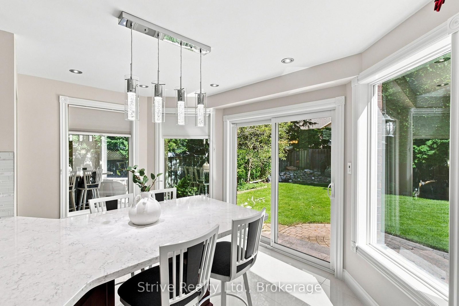 5 Carriage Lane • Clarington, ON photo 10