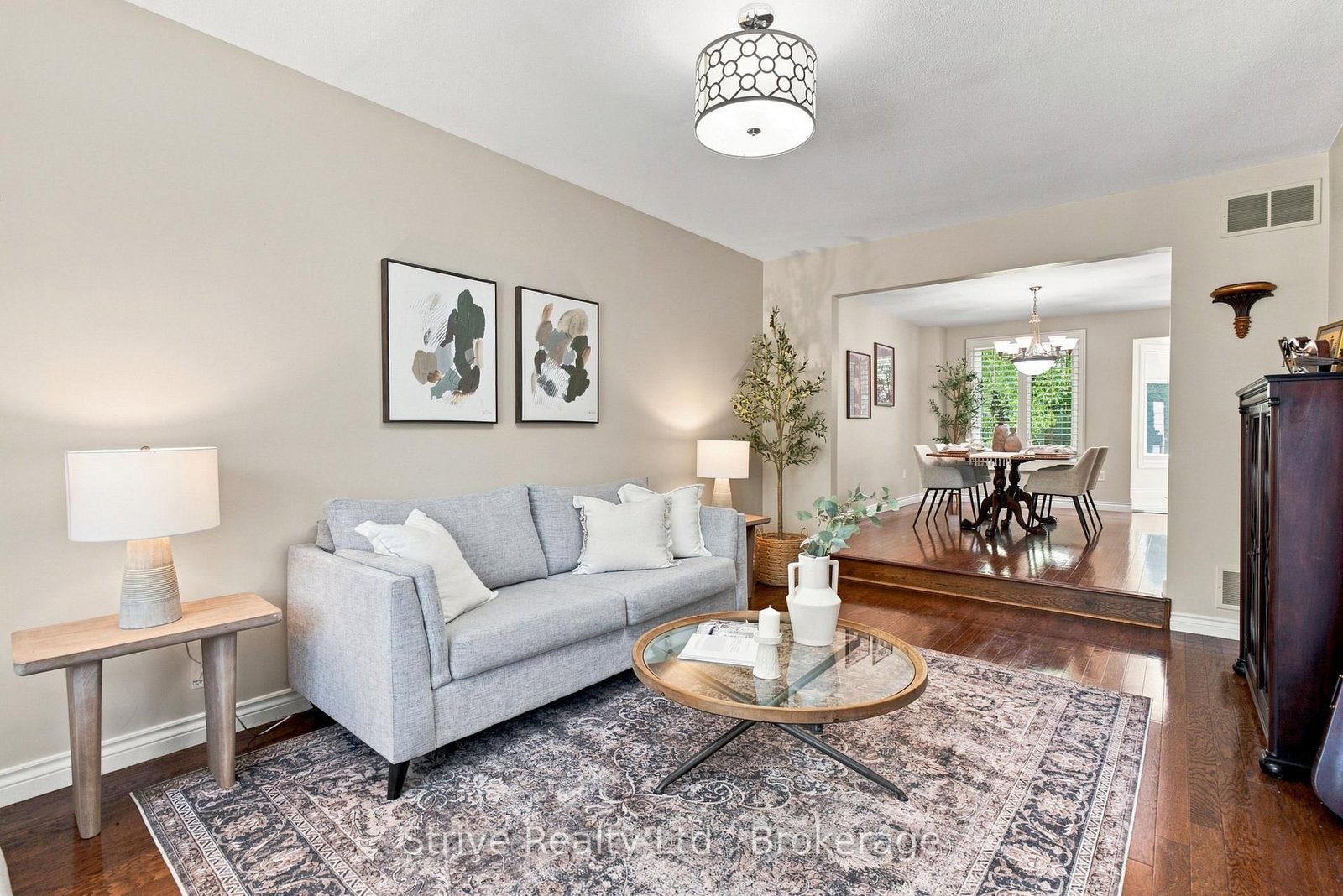 5 Carriage Lane • Clarington, ON photo 5