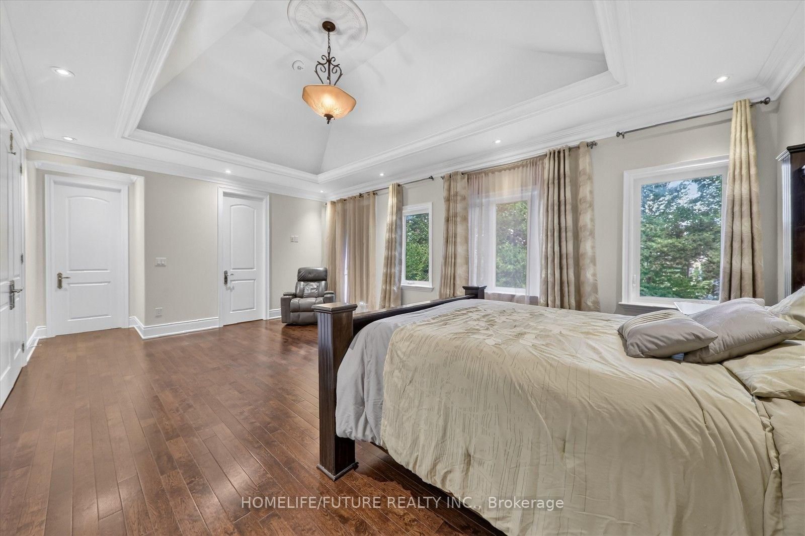 329 Morrish Road • Toronto, ON photo 31