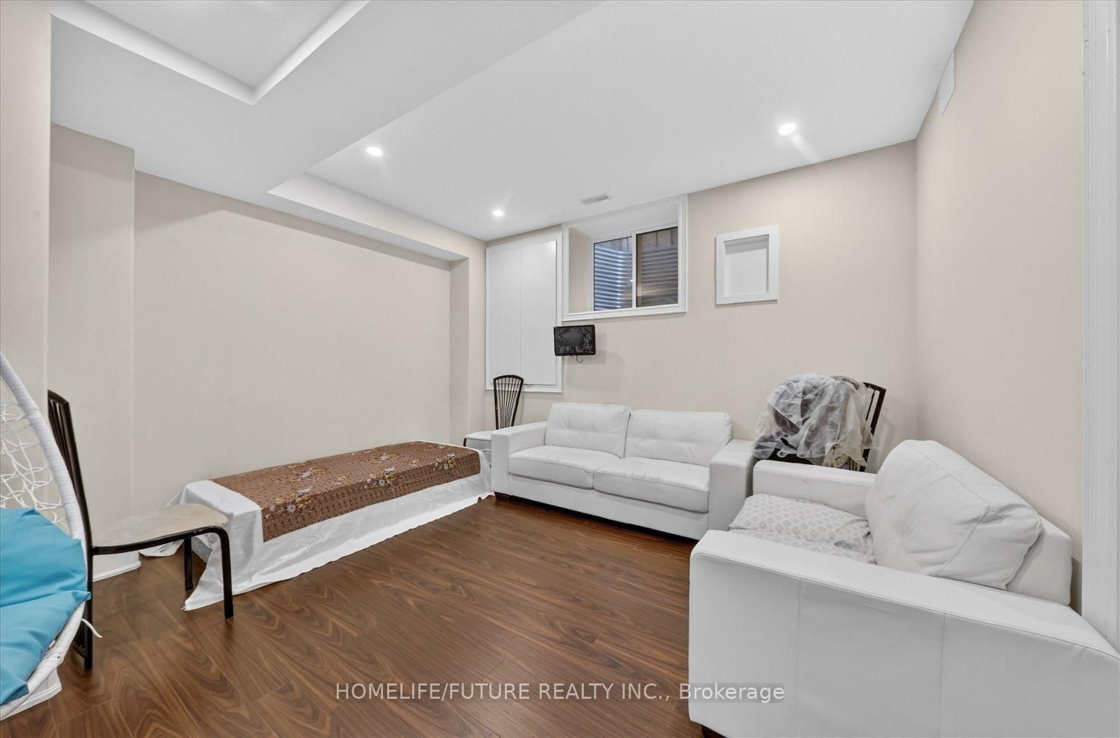 329 Morrish Road • Toronto, ON photo 42