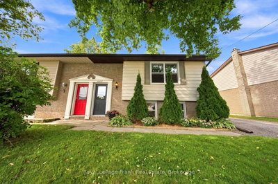 445 Bay Street • Scugog, ON photo 2
