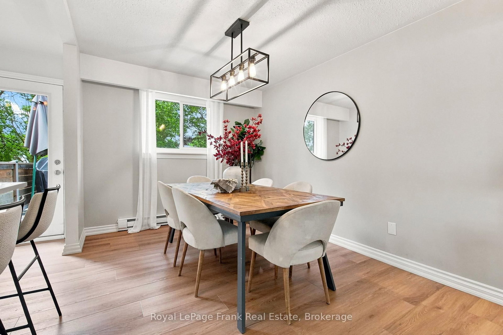 445 Bay Street • Scugog, ON photo 8