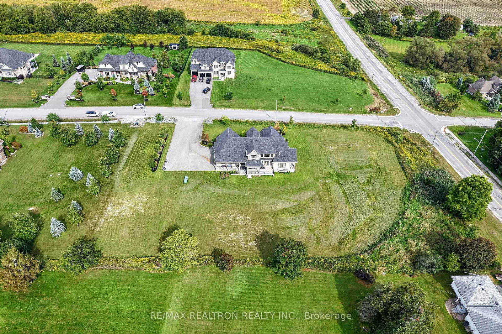 57 Lionel Byam Drive • Clarington, ON photo 5