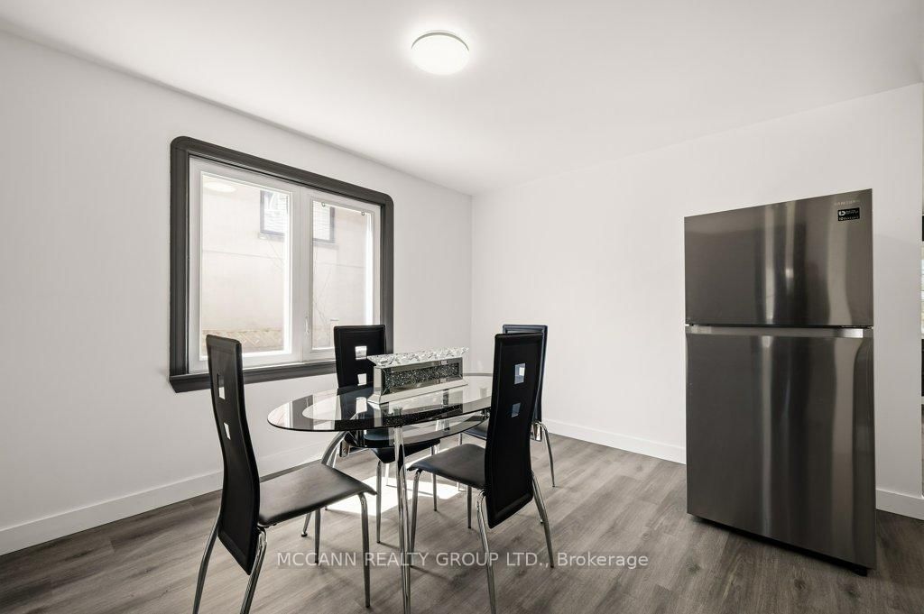 124 Scarboro Crescent • Toronto, ON photo 10