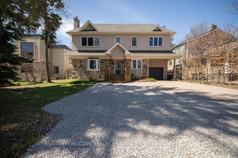 124 Scarboro Crescent