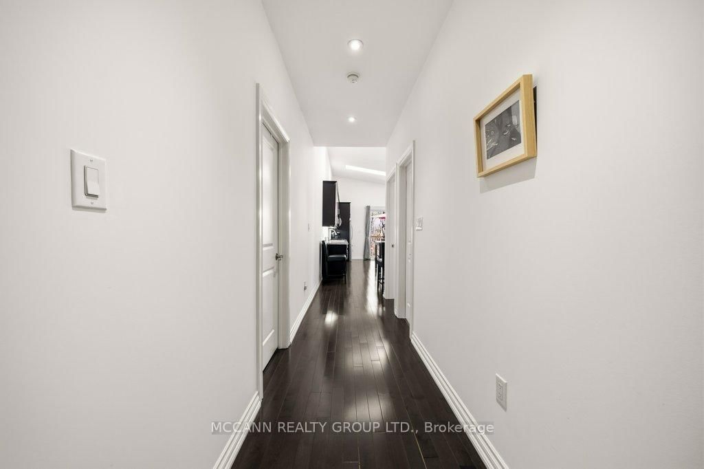 124 Scarboro Crescent • Toronto, ON photo 25