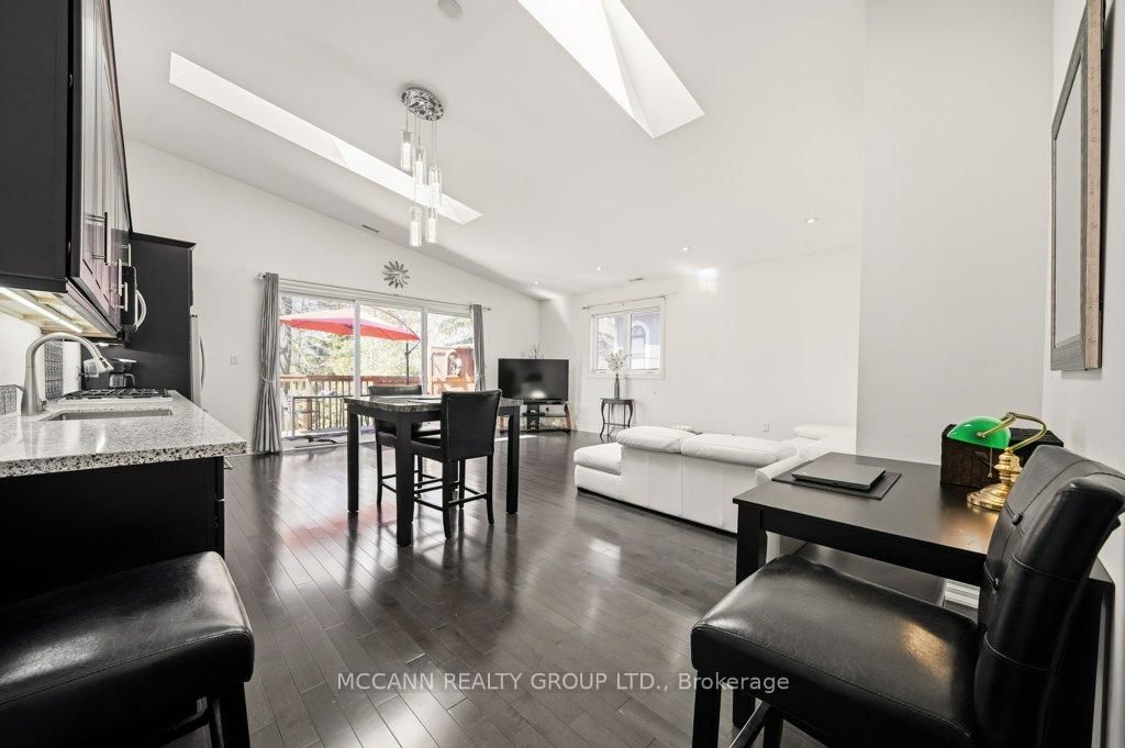124 Scarboro Crescent • Toronto, ON photo 26