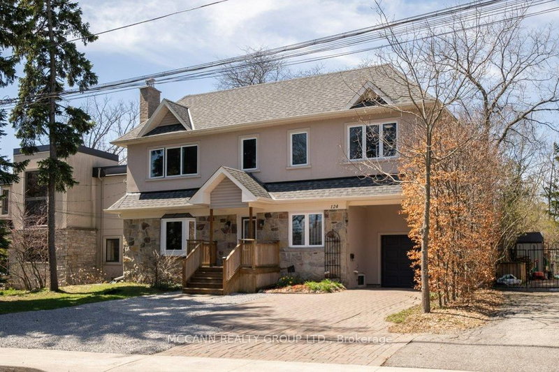 124 Scarboro Crescent