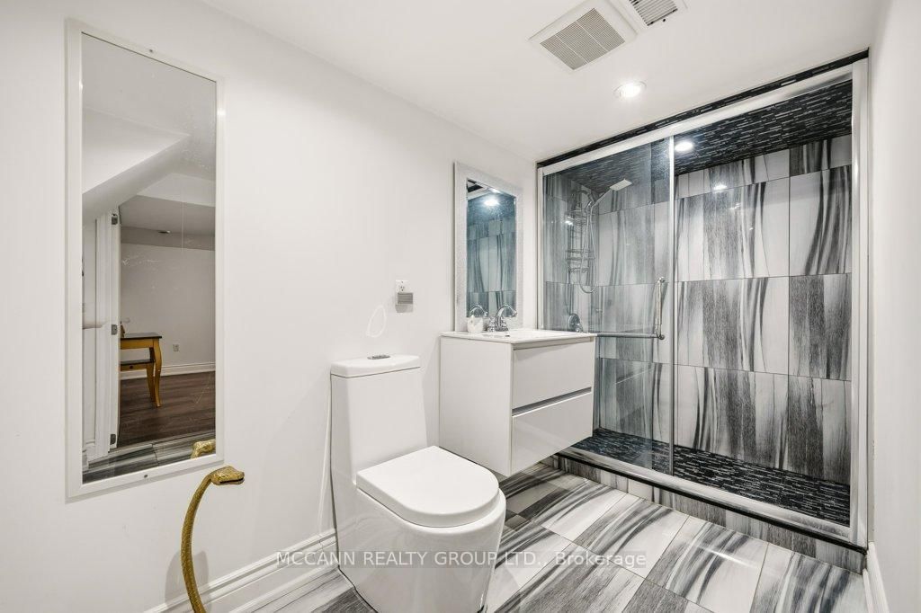 124 Scarboro Crescent • Toronto, ON photo 42